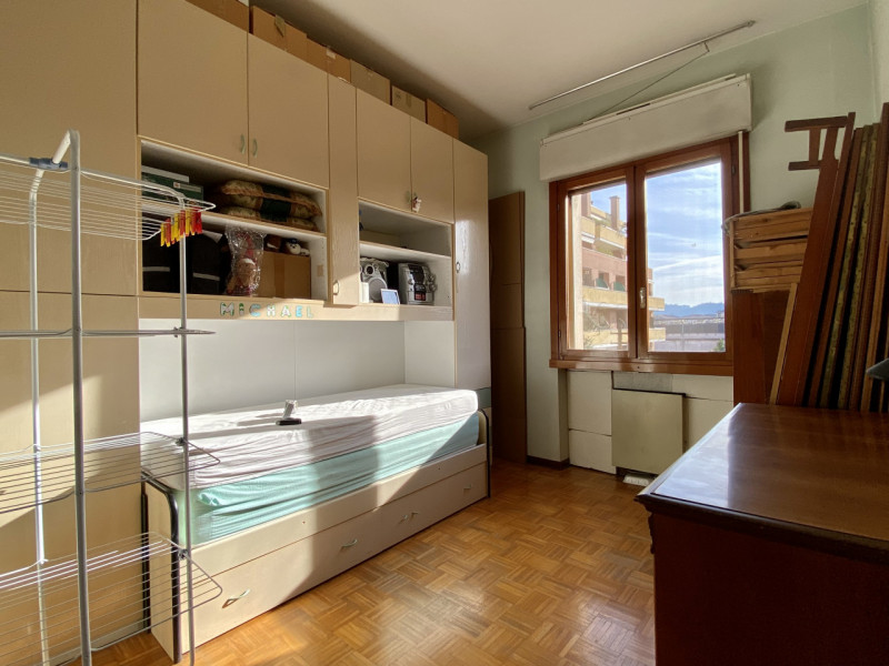 In zona Mercato Nuovo, a breve distanza dal centro storico di Vicenza e circondato dai principali...