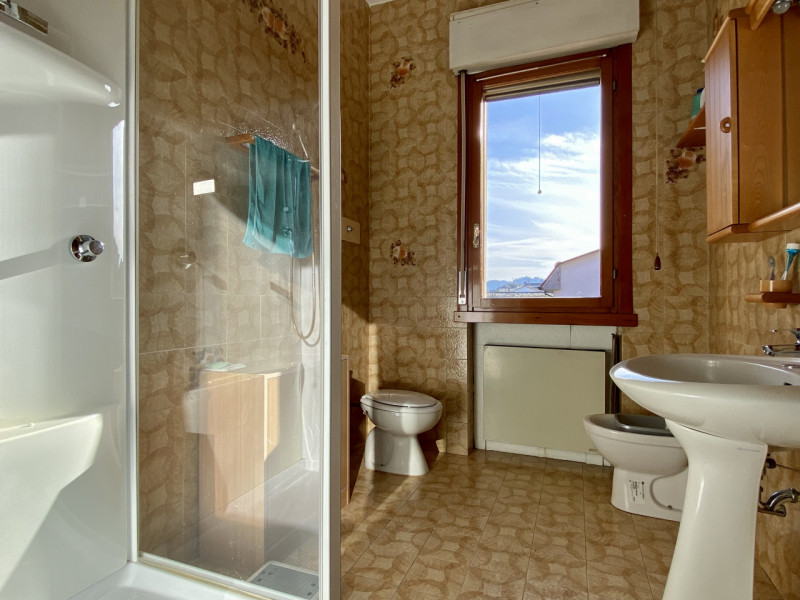 In zona Mercato Nuovo, a breve distanza dal centro storico di Vicenza e circondato dai principali...