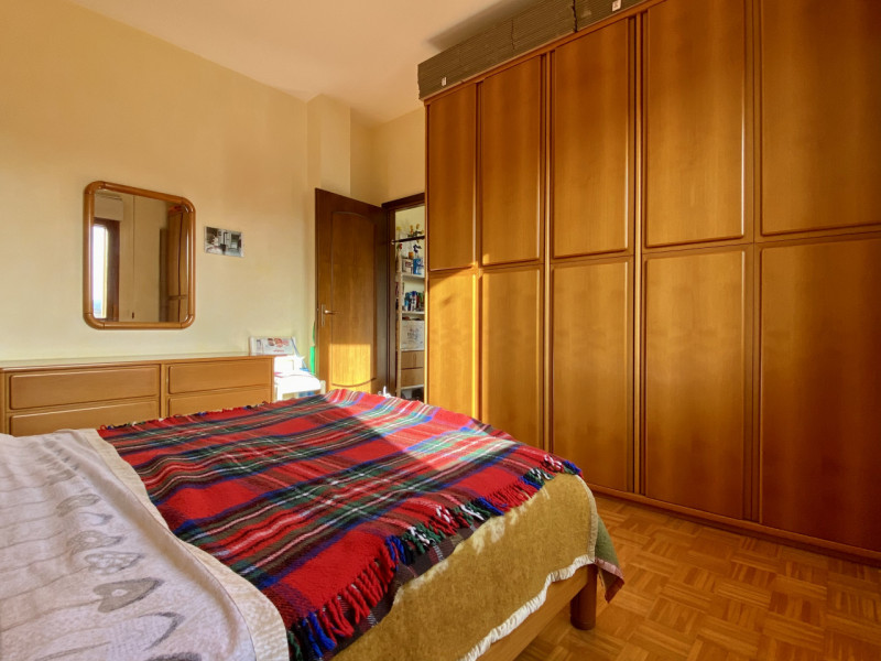 In zona Mercato Nuovo, a breve distanza dal centro storico di Vicenza e circondato dai principali...