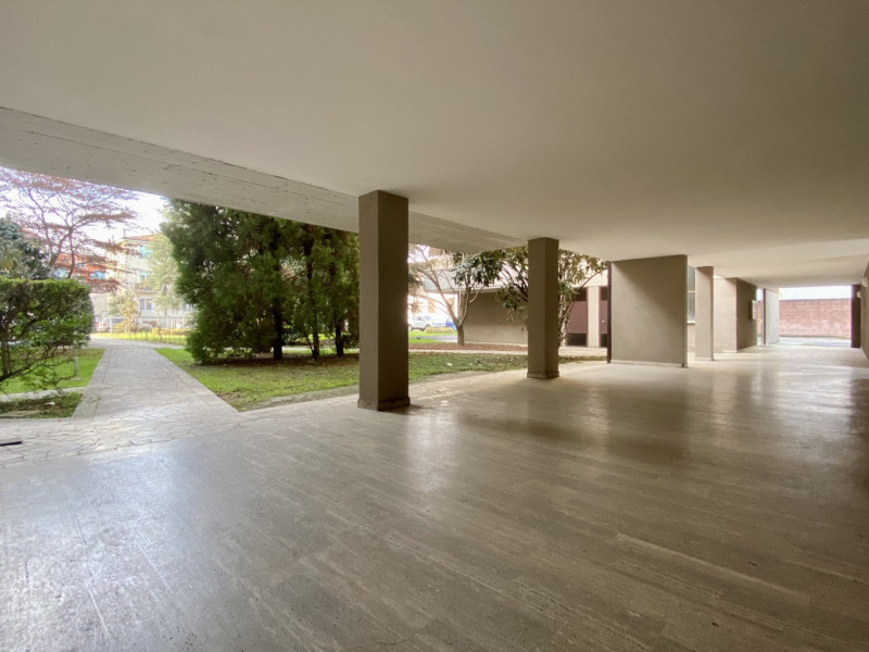 In zona Mercato Nuovo, a breve distanza dal centro storico di Vicenza e circondato dai principali...