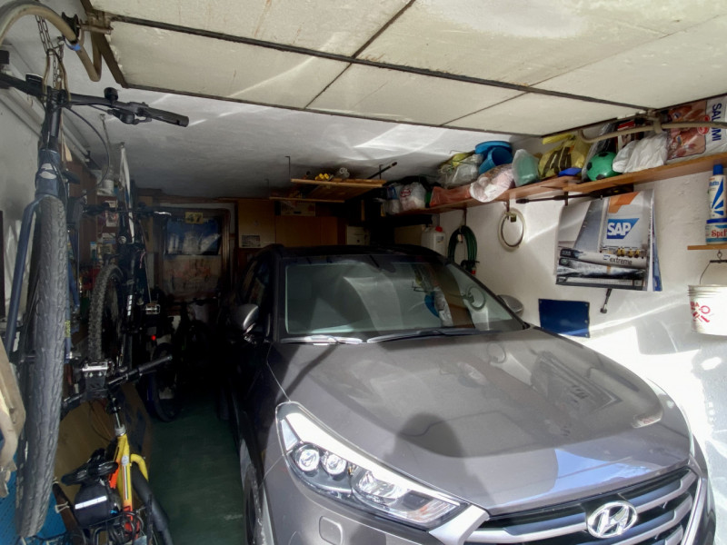 In zona Mercato Nuovo, a breve distanza dal centro storico di Vicenza e circondato dai principali...