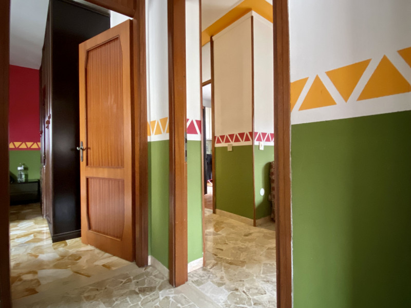 In zona San Pio a Vicenza, precisamente in Via Andrea Marani, proponiamo in vendita un appartamen...