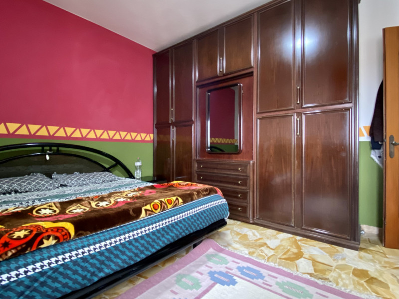 In zona San Pio a Vicenza, precisamente in Via Andrea Marani, proponiamo in vendita un appartamen...