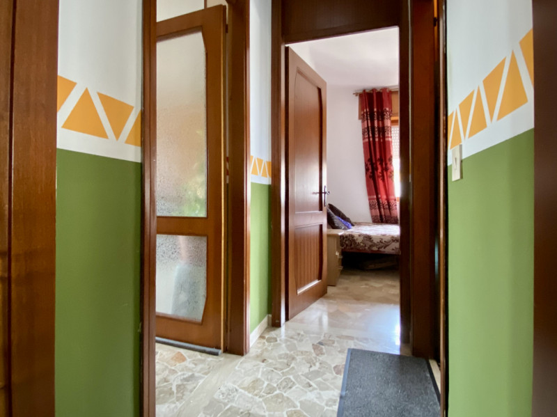 In zona San Pio a Vicenza, precisamente in Via Andrea Marani, proponiamo in vendita un appartamen...