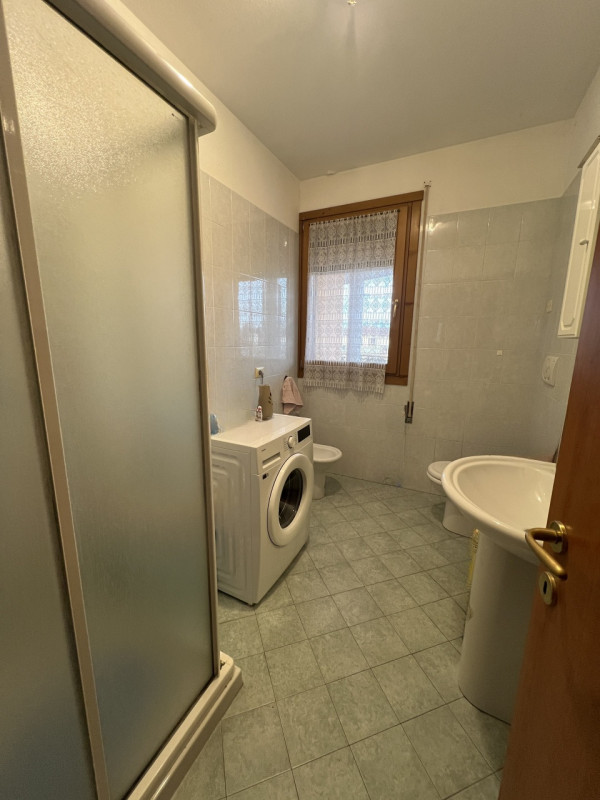 Marsango – Campo San Martino
Scopri in zona centrale, questo appartamento al primo piano di 60 mq...