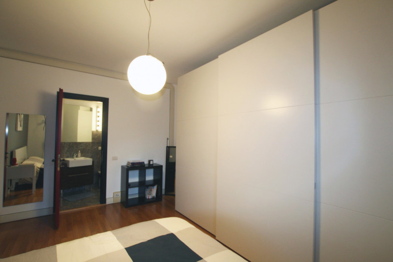 Nel cuore della rinomata zona Portello Istituti di Padova,  proponiamo in vendita un raffinato ap...