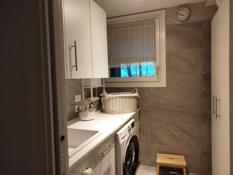 MONTEGROTTO TERME Proponiamo in vendita una recentissima porzione di villa in trifamiliare, situa...