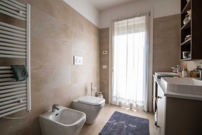 Situata in una zona strategica ma tranquilla di Montegrotto Terme, al confine con Abano, proponia...