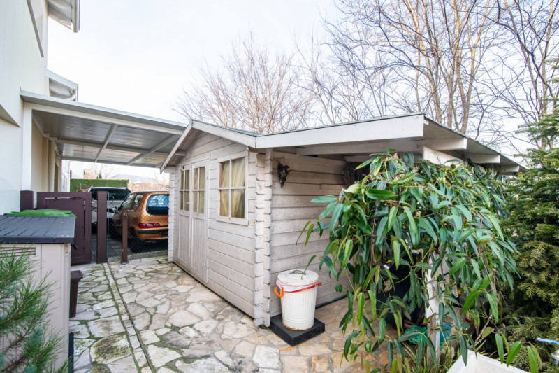 Situata in una zona strategica ma tranquilla di Montegrotto Terme, al confine con Abano, proponia...