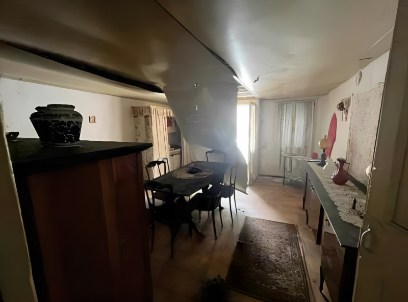 VILLA IN ASTA, VIA ROMOLO, R. MAZZACAVALLO, C. DEL CENGIO (VI)

Si propone il diritto di piena pr...