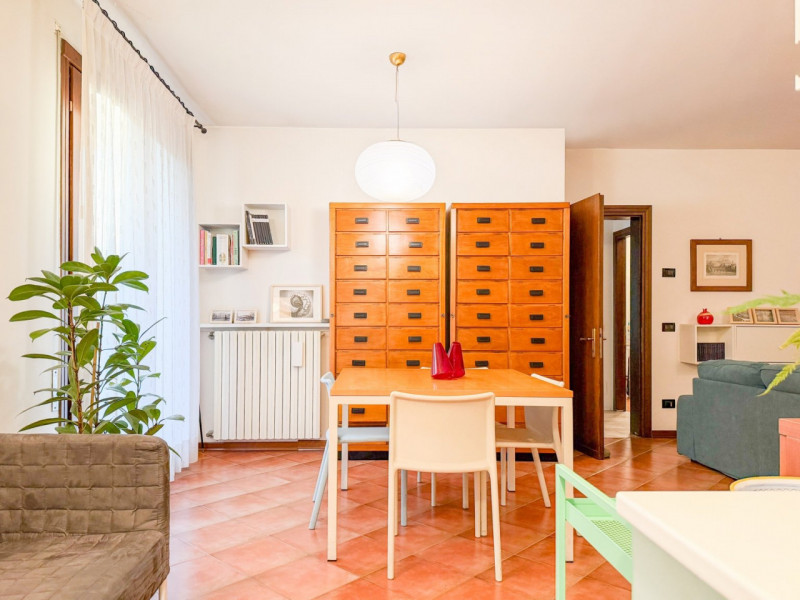 (Per INFO Roberto 3453195338) Scopri questa affascinante casa bifamiliare situata nel cuore di Fo...