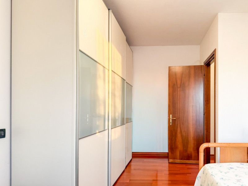 (Per INFO Roberto 3453195338) Scopri questa affascinante casa bifamiliare situata nel cuore di Fo...