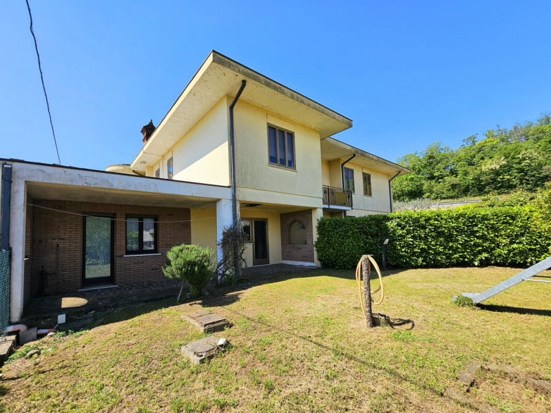 A Baone, proponiamo in vendita splendida porzione di bifamiliare, che rappresenta un'opportunità ...