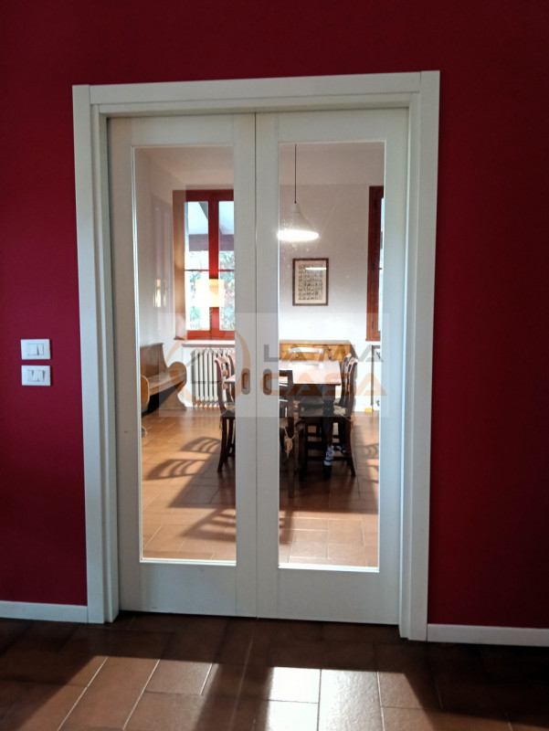 CAMPONOGARA loc. Prozzolo: Situata nel cuore della tranquilla zona di Prozzolo, questa affascinan...