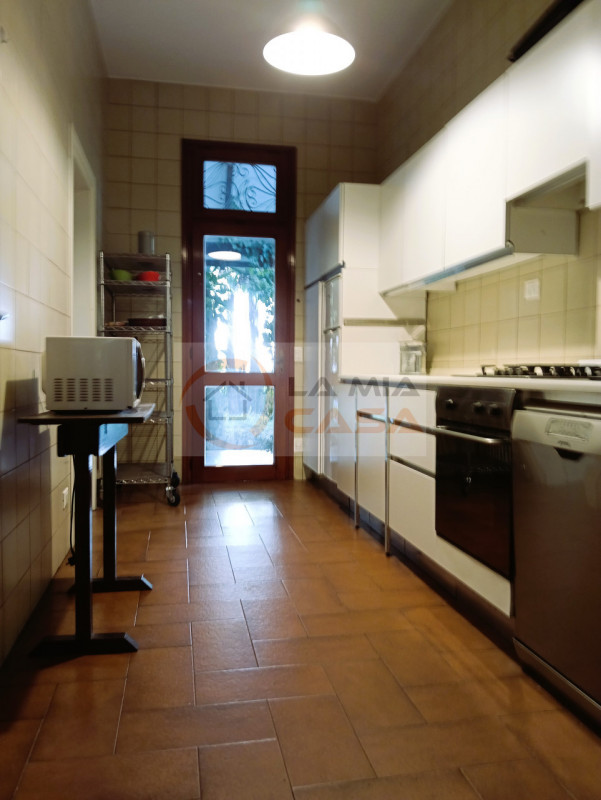 CAMPONOGARA loc. Prozzolo: Situata nel cuore della tranquilla zona di Prozzolo, questa affascinan...