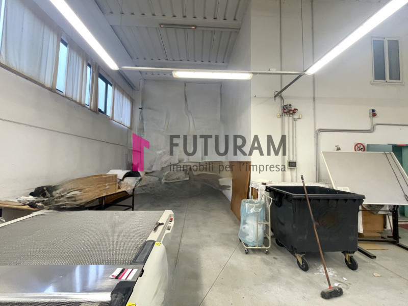 RIF: 199NM - TERRASSA PADOVANA (PD) - PER INFO 340 335 8378 - 0444/310220

Propongo in vendita un...