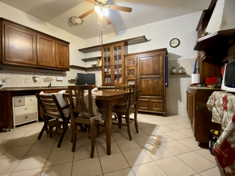 In tranquilla zona residenziale a Vicenza, nel quartiere di Bertesina e più precisamente in Strad...