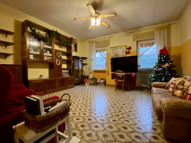 In tranquilla zona residenziale a Vicenza, nel quartiere di Bertesina e più precisamente in Strad...