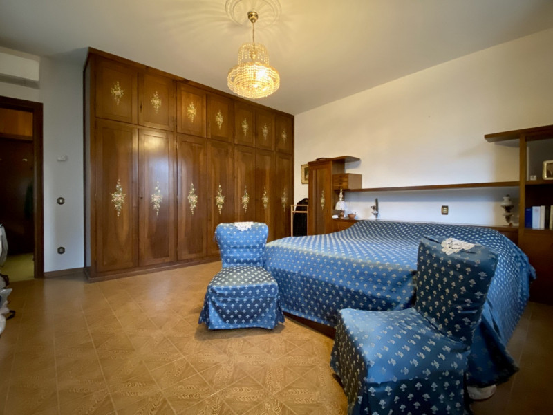 In tranquilla zona residenziale a Vicenza, nel quartiere di Bertesina e più precisamente in Strad...