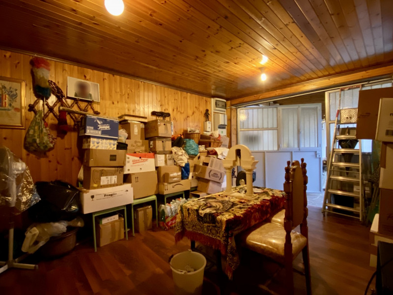 In tranquilla zona residenziale a Vicenza, nel quartiere di Bertesina e più precisamente in Strad...