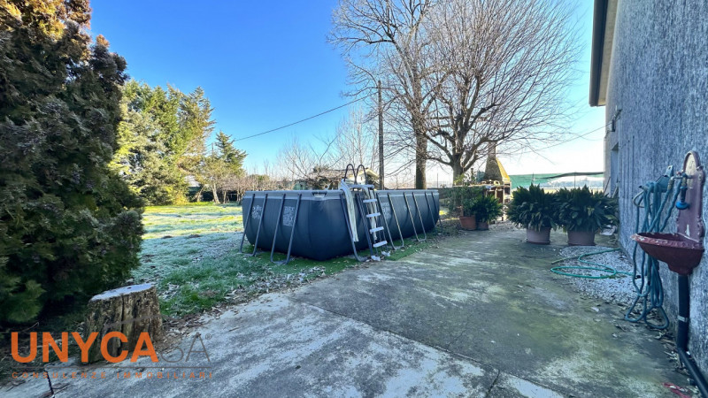 Casa singola situata nel cuore di Selvazzano Dentro, in una delle zone più ricercate. L'immobile ...