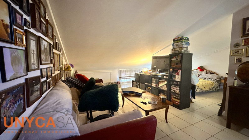 Casa singola situata nel cuore di Selvazzano Dentro, in una delle zone più ricercate. L'immobile ...