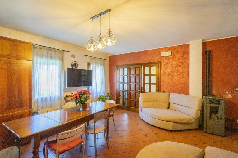 In un contesto intimo e riservato, dove il tempo sembra rallentare e la natura diventa parte dell...