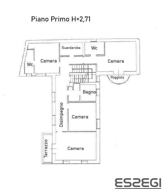 Proponiamo in vendita contemporanea abitazione indipendente libera su tre lati, rinnovata con fin...