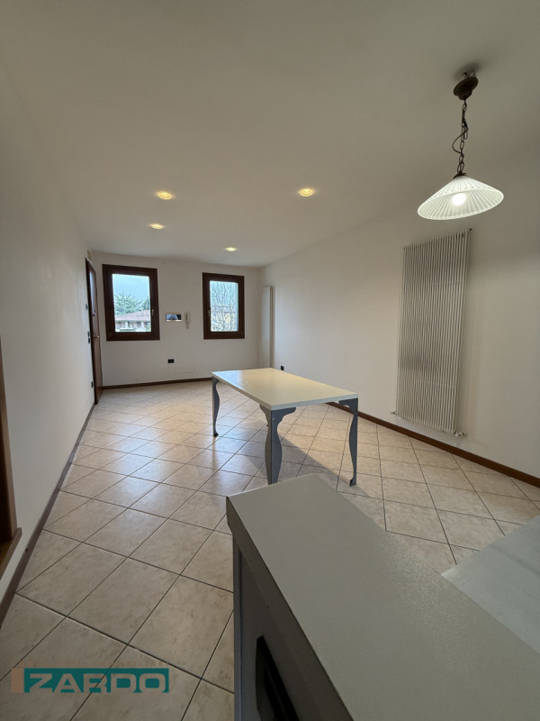 Rif. A-315 (per info 3409172184 | Nicolò)

Scoprite un'opportunità unica di vivere nella tranquil...