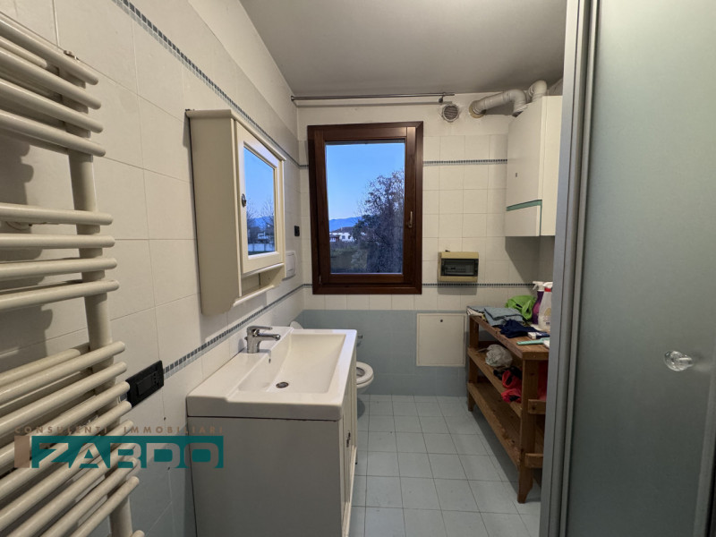 Rif. A-315 (per info 3409172184 | Nicolò)

Scoprite un'opportunità unica di vivere nella tranquil...