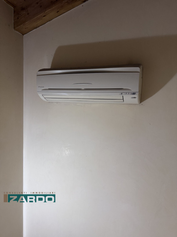 Rif. A-315 (per info 3409172184 | Nicolò)

Scoprite un'opportunità unica di vivere nella tranquil...