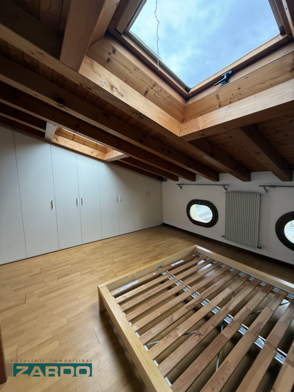 Rif. A-315 (per info 3409172184 | Nicolò)

Scoprite un'opportunità unica di vivere nella tranquil...