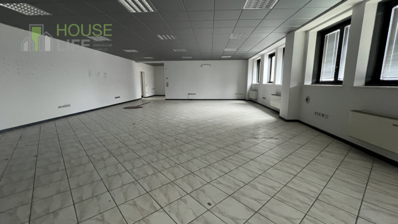 VERONA-MINERBE: Z.I. Capannone artigianale di 3.830 mq, suddivisa in un piano terra di 2.200 mq e...