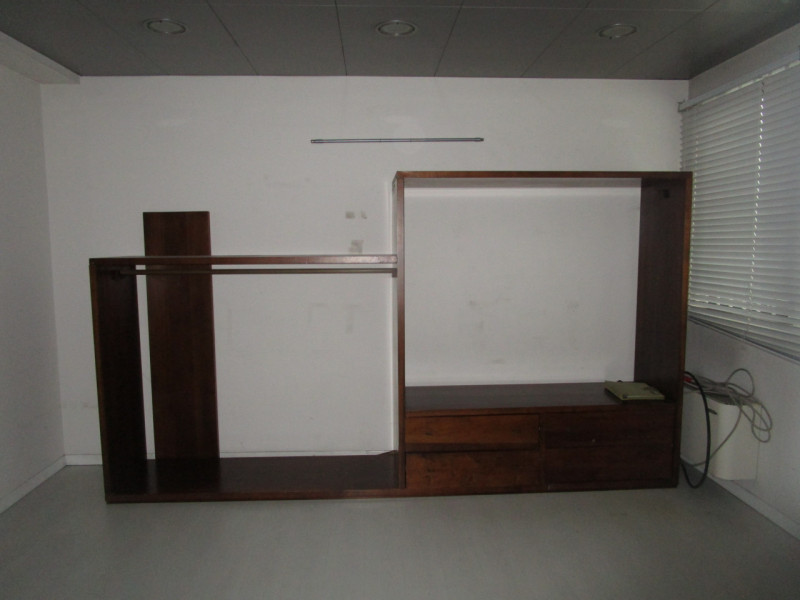 Peraga di Vigonza, locasi porzione di capannone di circa 320 mq. inclusi alcuni uffici. Primo pia...