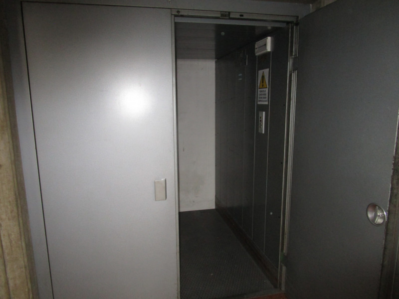 Peraga di Vigonza, locasi porzione di capannone di circa 320 mq. inclusi alcuni uffici. Primo pia...