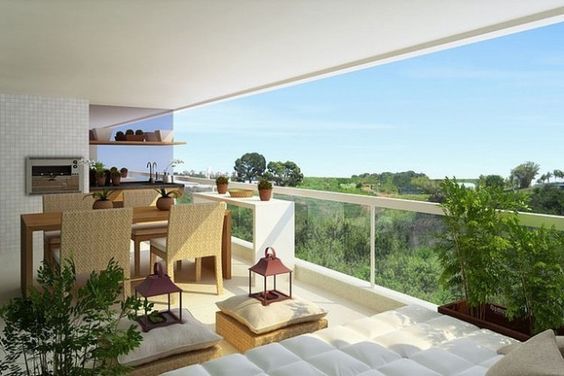 Scopri questo attico in vendita situato  nella  zona Ferri, con una superficie generosa di 180 me...