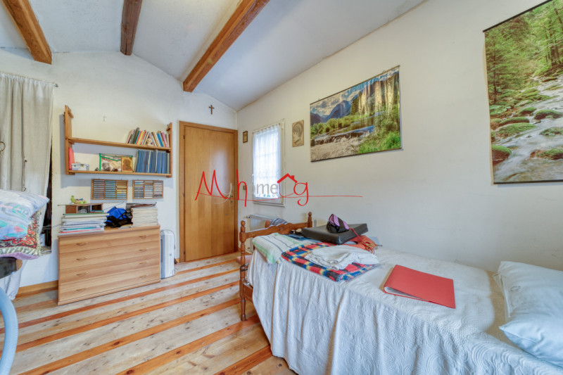 PALTANA: Porzione di Casa Accostata disposta su piano terra e primo composta di ingresso indipend...