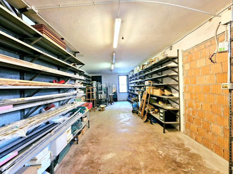 In un palazzetto storico del centro di Monselice, nella bellissima Piazza Giuseppe Mazzini, propo...