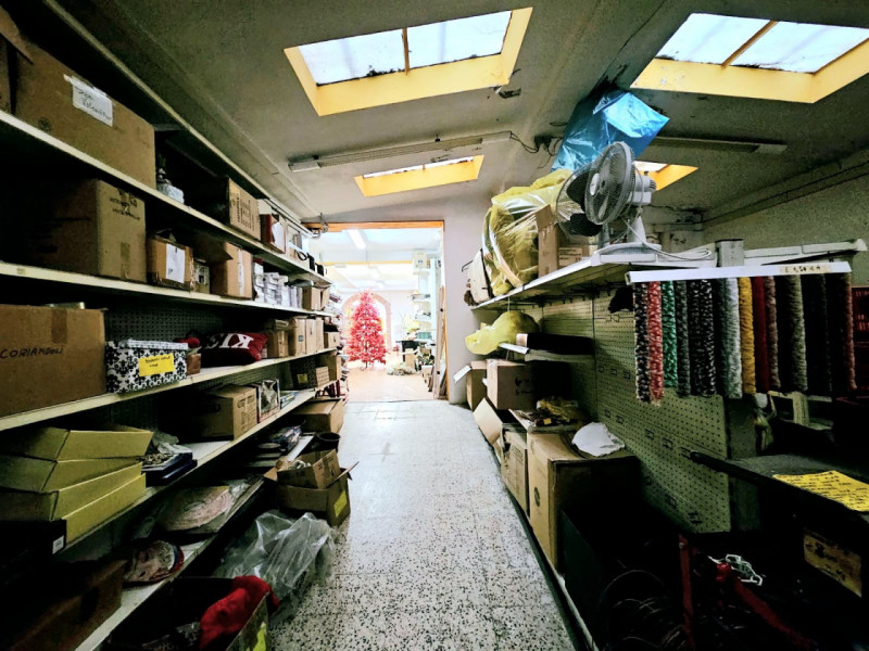 In un palazzetto storico del centro di Monselice, nella bellissima Piazza Giuseppe Mazzini, propo...