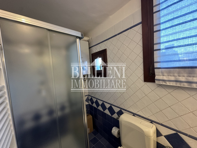 Corso Fogazzaro: Fuori dalla zona a traffico limitato e in posizione comoda a tutti i servizi e n...