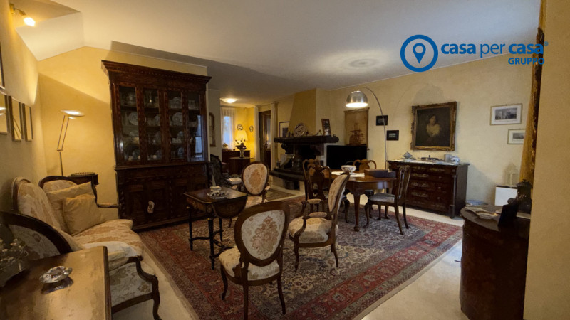 APPROVATO GRUPPO CASA PER CASA: VALUTATO, CONTROLLATO, GESTITO IN ESCLUSIVA!

ZONA
L’abitazione è...