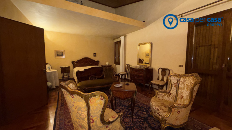 APPROVATO GRUPPO CASA PER CASA: VALUTATO, CONTROLLATO, GESTITO IN ESCLUSIVA!

ZONA
L’abitazione è...