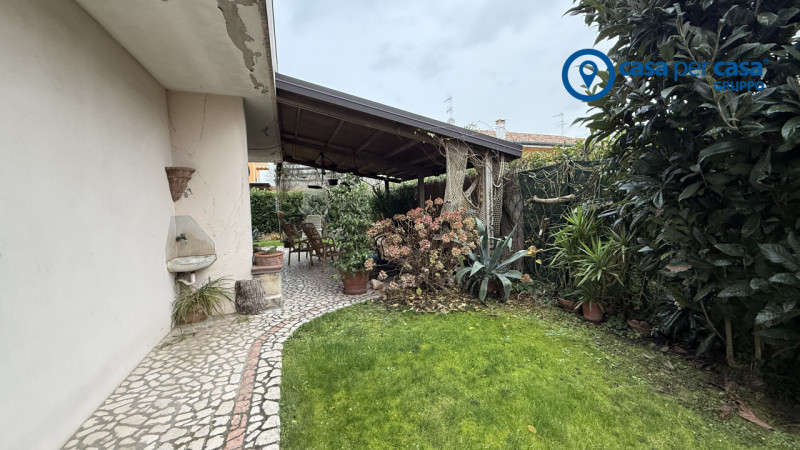 APPROVATO GRUPPO CASA PER CASA: VALUTATO, CONTROLLATO, GESTITO IN ESCLUSIVA!

ZONA
L’abitazione è...