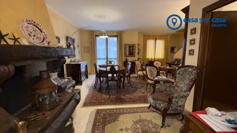 APPROVATO GRUPPO CASA PER CASA: VALUTATO, CONTROLLATO, GESTITO IN ESCLUSIVA!

ZONA
L’abitazione è...