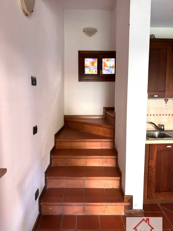 Rif: DB363
X INFO - Denis: 340. 254. 0785 
Proponiamo in vendita una splendida casa a schiera cen...