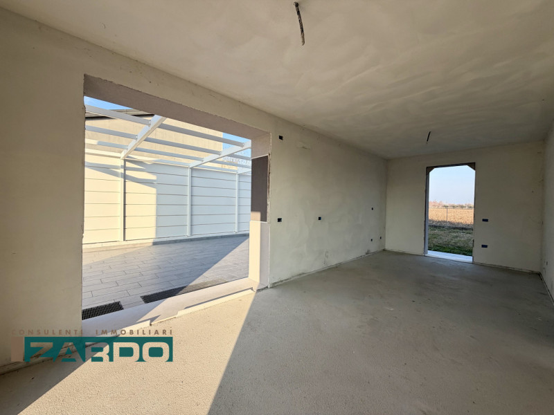 Rif. C-235 NE (per info 350 5383983 | Giacomo)

In una zona tranquilla di Altivole, immersa nel v...