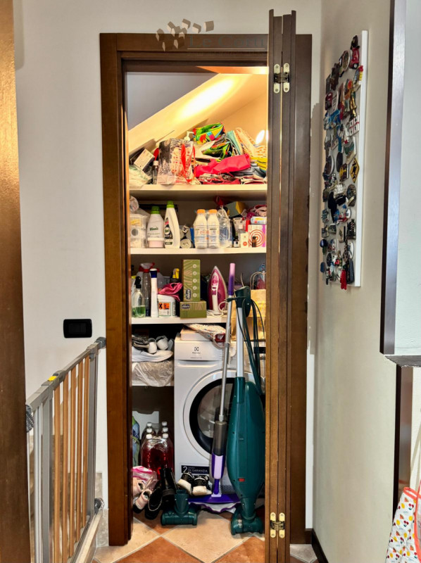 Situata a Madonna di Lonigo, comoda ai servizi, proponiamo un'abitazione a schiera con entrata in...