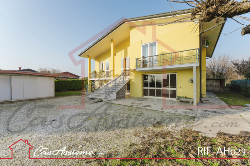 Rif. AH029
NOSTRA ESCLUSIVA
A pochi minuti dal centro di Castelfranco Veneto proponiamo in vendit...