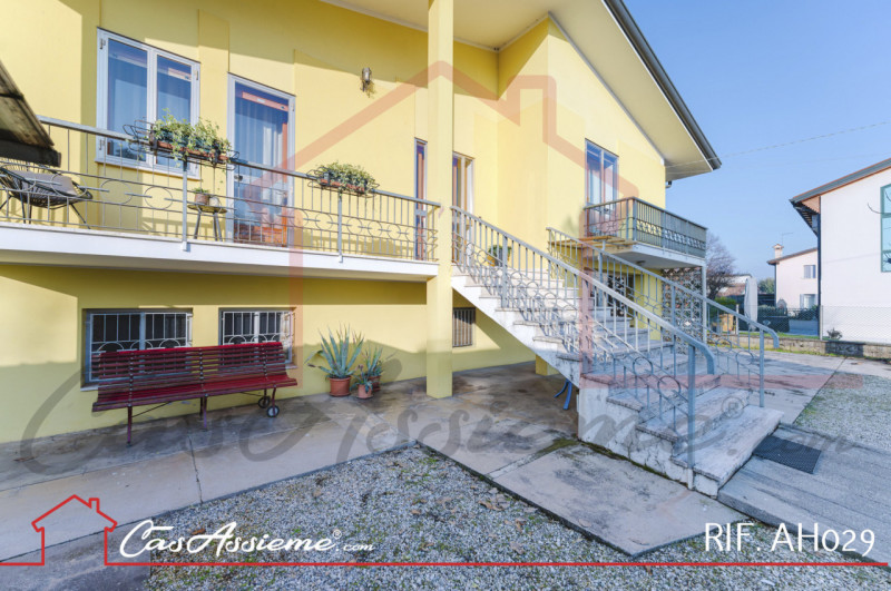 Rif. AH029
NOSTRA ESCLUSIVA
A pochi minuti dal centro di Castelfranco Veneto proponiamo in vendit...