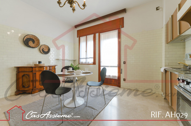 Rif. AH029
NOSTRA ESCLUSIVA
A pochi minuti dal centro di Castelfranco Veneto proponiamo in vendit...